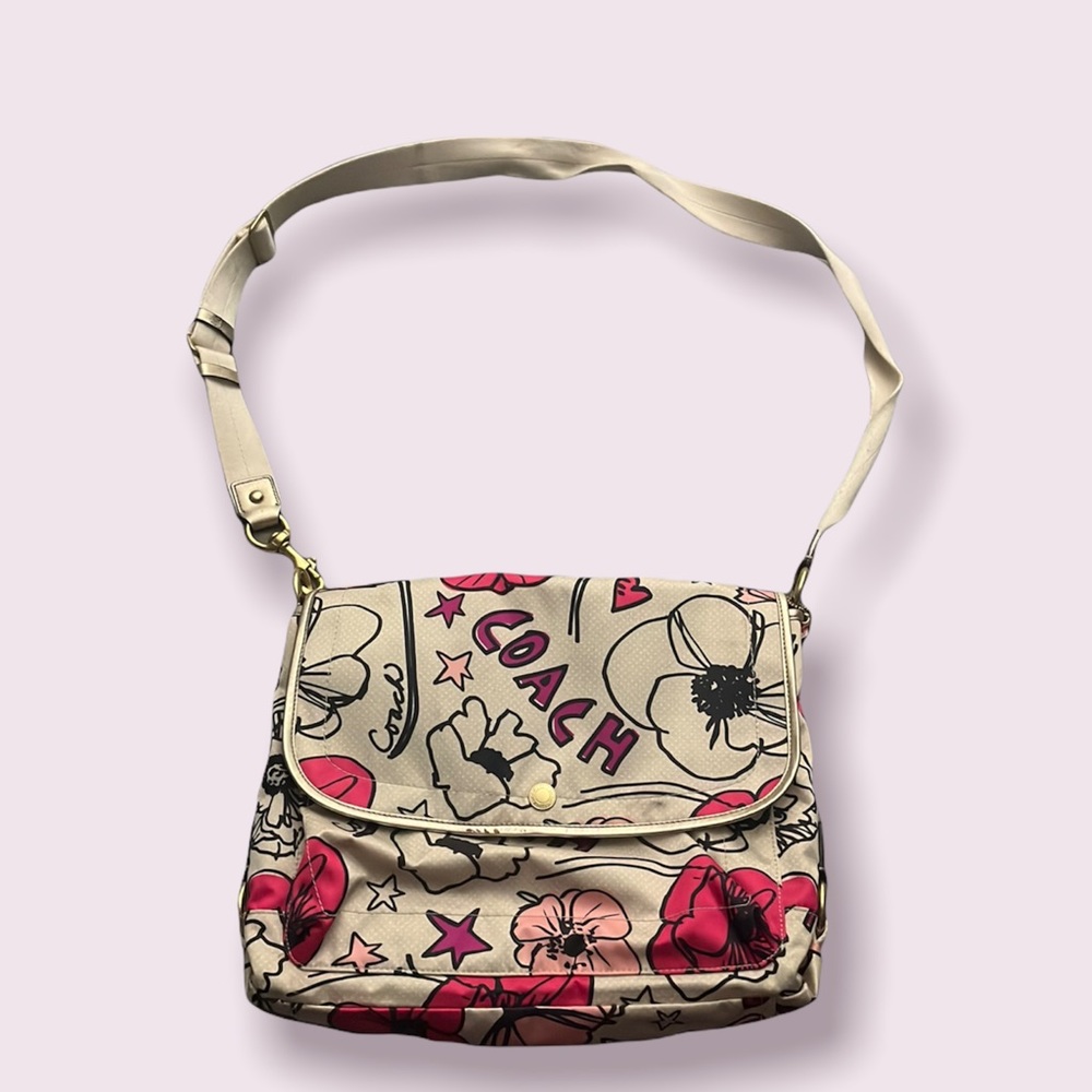 Coach messenger bag with adjustable strap